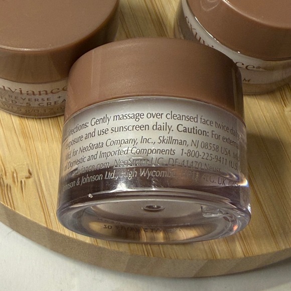 Exuviance • Age Reverse Rebuild-5 Cream • Travel Size 5g 0.17oz • Set of 3 • New - Picture 3 of 3